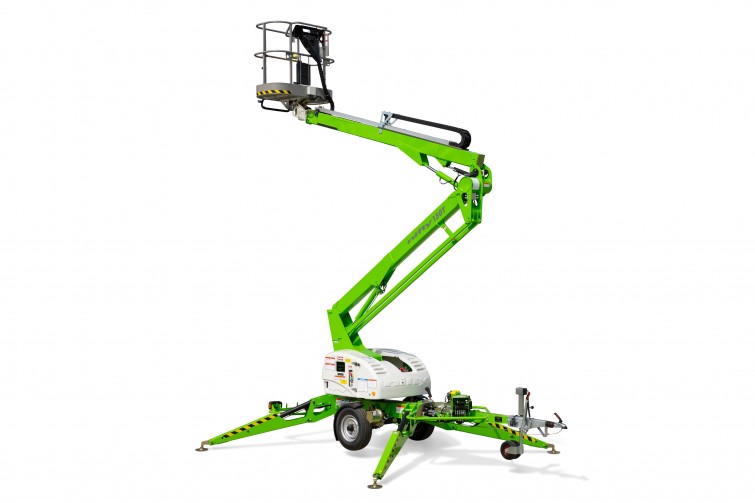 Nifty 150T aanhangerhoogwerker - zijaanzicht uitgeschoven