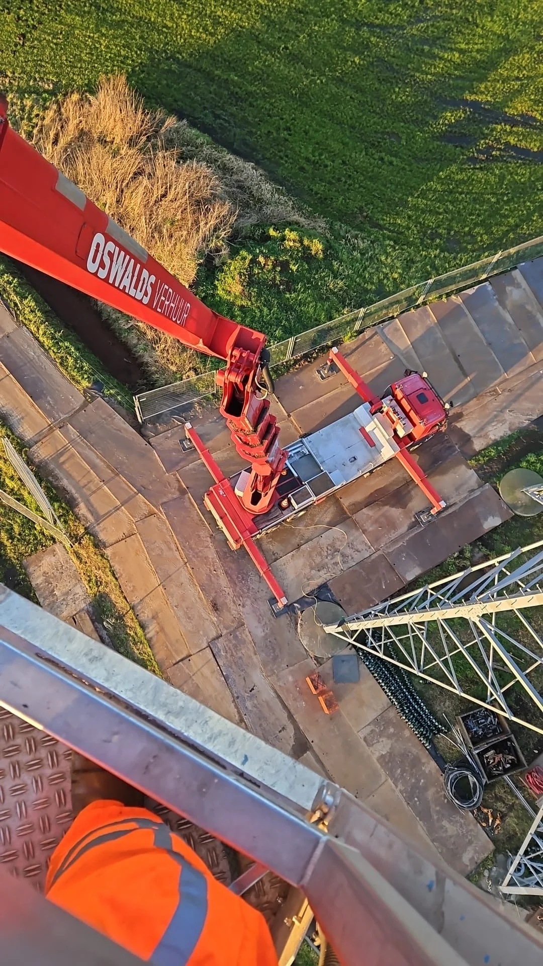 Vrachtwagenhoogwerker 53 meter-1